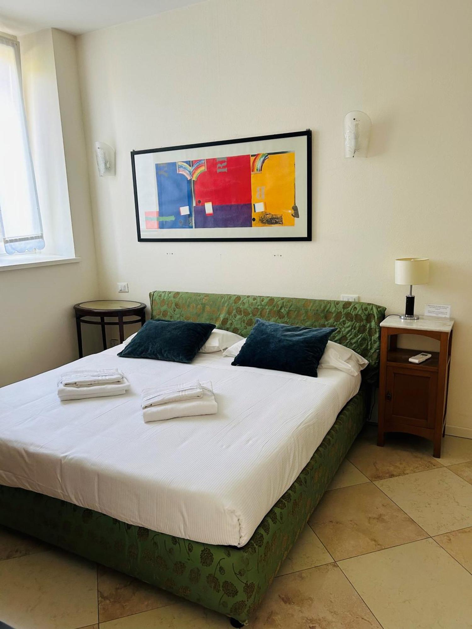 Maestro Suites Верона Экстерьер фото